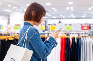 GU ブラー コラボ どこで買えるの挿絵1